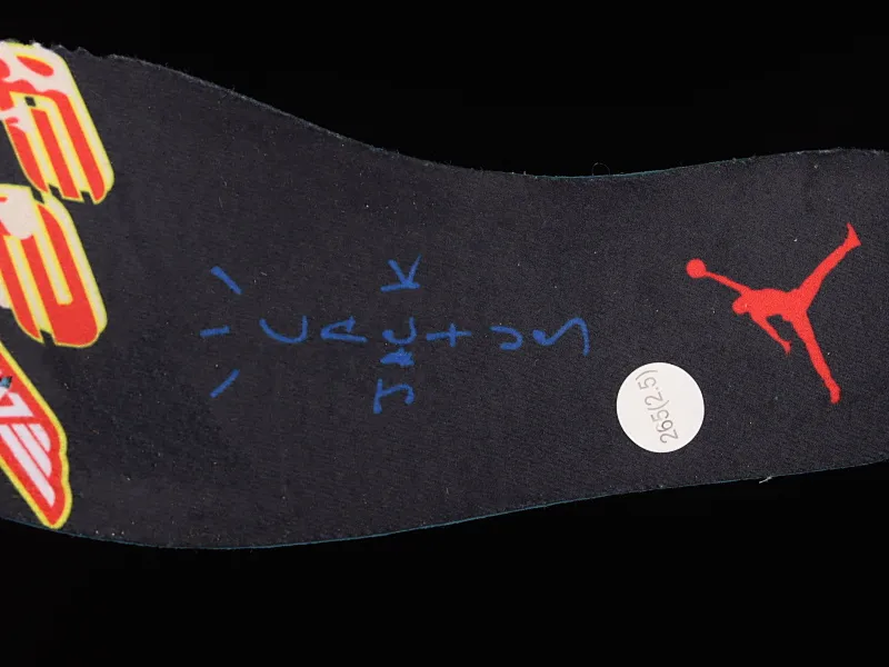 All categories Air Jordan Jordan series basketball shoes Air Jordan 1 Low Travis Scott x Air Jordan 1 Low OG AJ1 Joe 1 joint overhead hook DZ4137-106